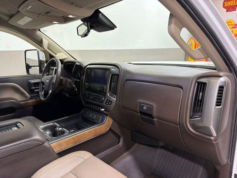 Used 2018 Chevrolet Silverado 3500 LTZ w/ Duramax Plus Package image 41