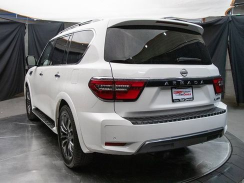 Used 2024 Nissan Armada Platinum w/ Captain's Chairs Package image 10