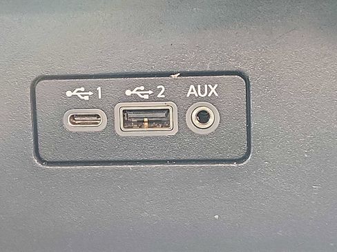 Used 2023 Nissan Altima 2.5 SV FWD image 23