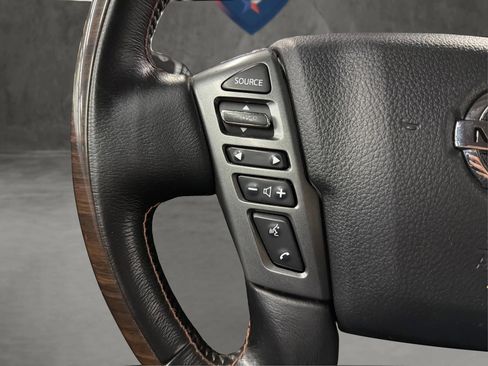 Used 2019 Nissan Titan Platinum Reserve w/ Platinum Utility Package image 25