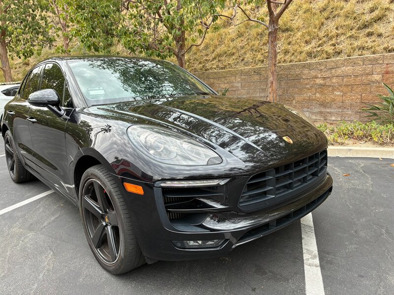 Used 2017 Porsche Macan GTS AWD/4WD image 40