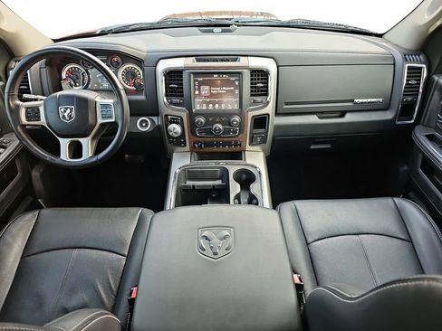 Used 2017 RAM 1500 Laramie w/ Convenience Group image 10