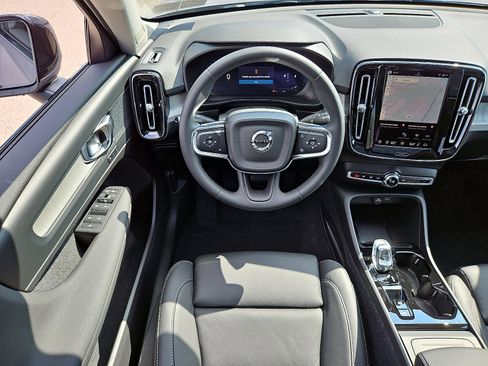 New 2026 Volvo XC40 B5 Plus w/ Protection Package Premier image 9