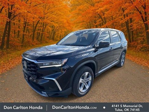 Used 2025 Honda Pilot EX-L image 3