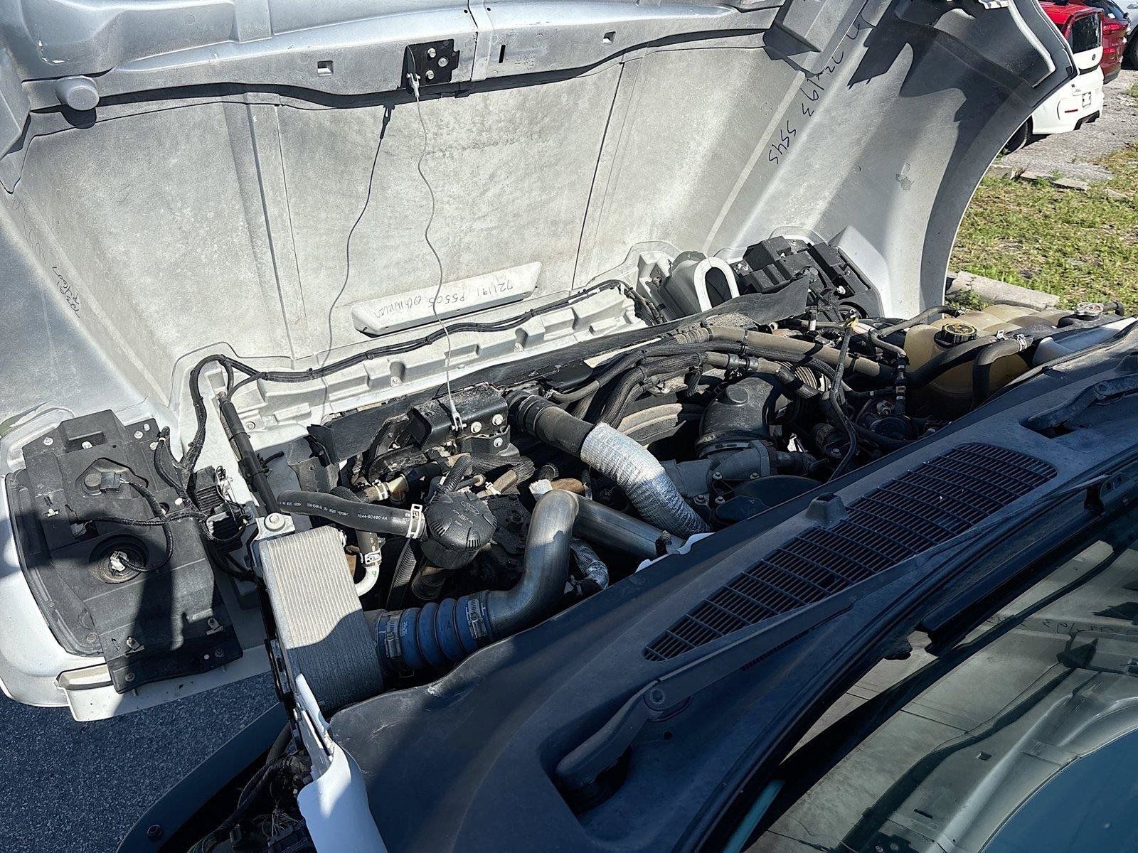 Used 2019 Ford F750 2WD Regular Cab Super Duty image 22