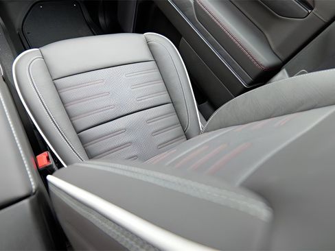 New 2026 GMC Sierra 1500 AT4X image 26