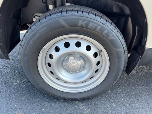 Certified 2025 Ford Maverick XL w/ Equipment Group 101A AWD/4WD image 10