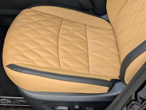 New 2025 Nissan Sentra SV w/ SV Premium Package FWD image 4