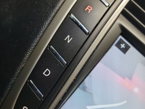 Used 2016 Lincoln MKX Premiere w/ Cargo Accessories Package image 32