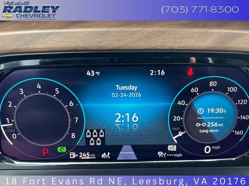 Used 2025 Volkswagen Atlas SE image 19