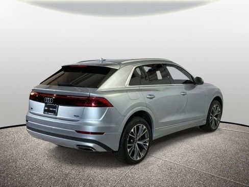 Used 2025 Audi Q8 Premium w/ Convenience Package AWD/4WD image 6