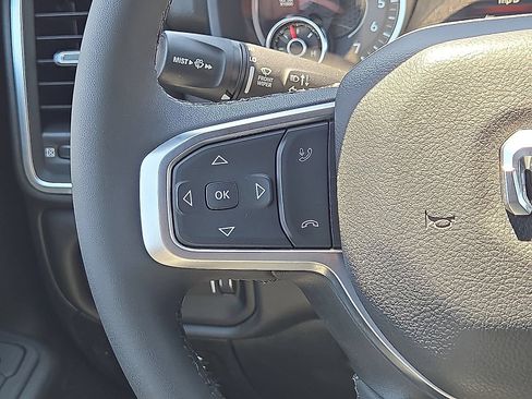 Used 2025 RAM 1500 Big Horn AWD/4WD image 18