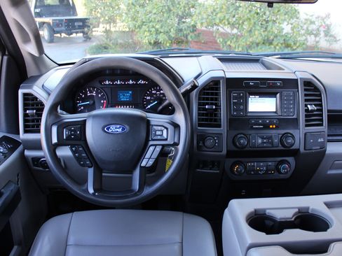 Used 2022 Ford F250 XL w/ Power Equipment Group image 25