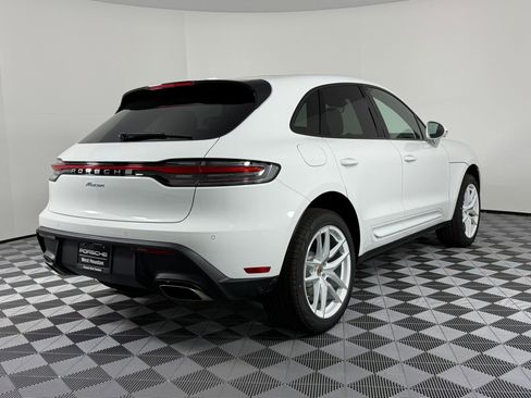 Certified 2026 Porsche Macan AWD/4WD image 9