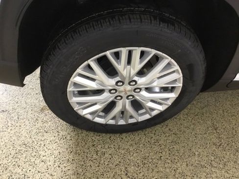 New 2026 GMC Acadia Elevation image 22