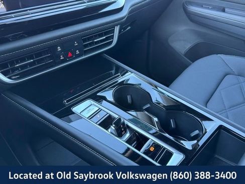 Certified 2024 Volkswagen Atlas SE image 40