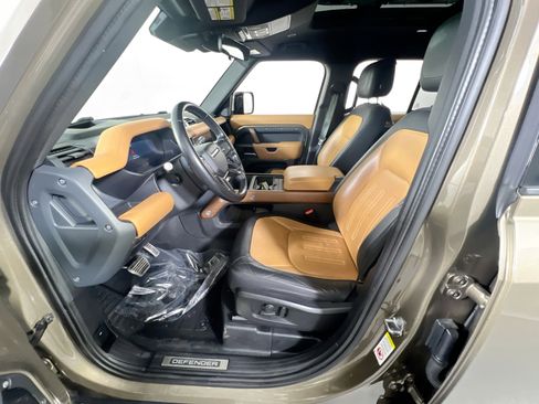 Used 2021 Land Rover Defender 110 X image 21