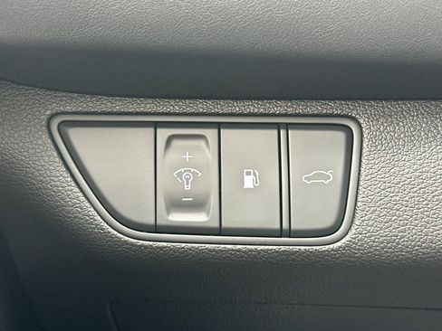 Used 2026 Genesis G70 2.5T Prestige AWD/4WD image 35