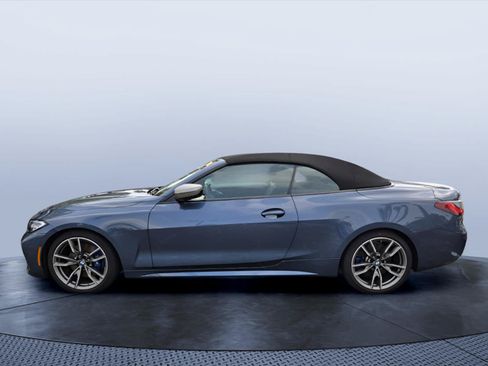Used 2024 BMW M440i Convertible w/ Premium Package RWD image 3