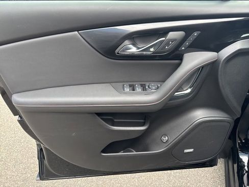 Used 2025 Chevrolet Blazer RS w/ Driver Confidence II Package image 10