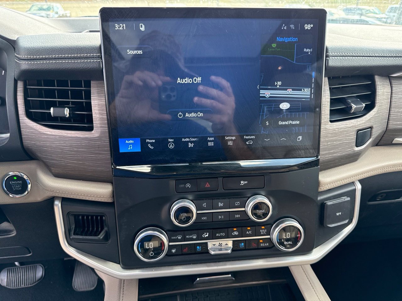 Used 2024 Ford Expedition Max Limited RWD image 23