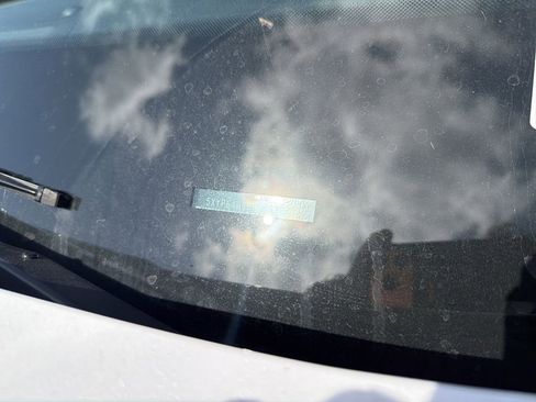 Used 2024 Kia Telluride S w/ S Sunroof Package FWD image 2