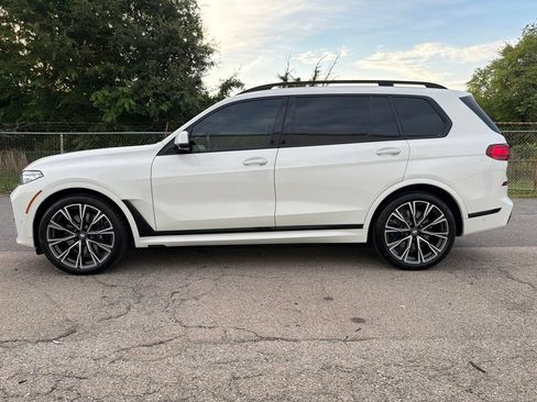 Used 2022 BMW X7 M50i AWD/4WD image 5