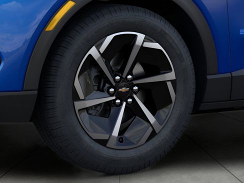 New 2026 Chevrolet Equinox EV LT image 9