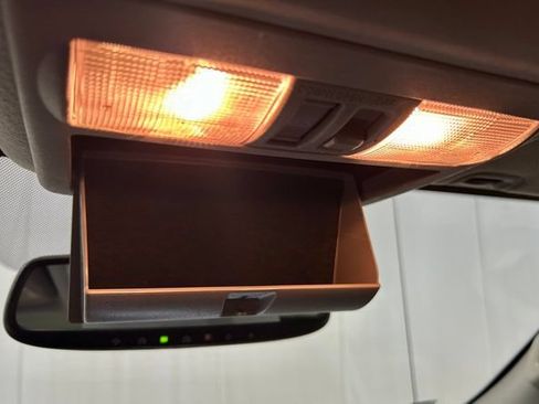 Used 2019 Nissan Frontier SL AWD/4WD image 41