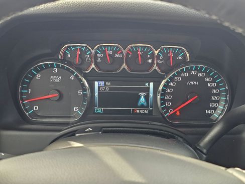 Used 2015 Chevrolet Tahoe LTZ AWD/4WD image 23