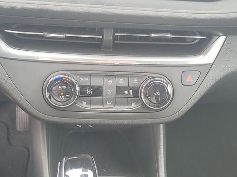 Used 2024 Buick Envista Preferred w/ Convenience I Package image 28