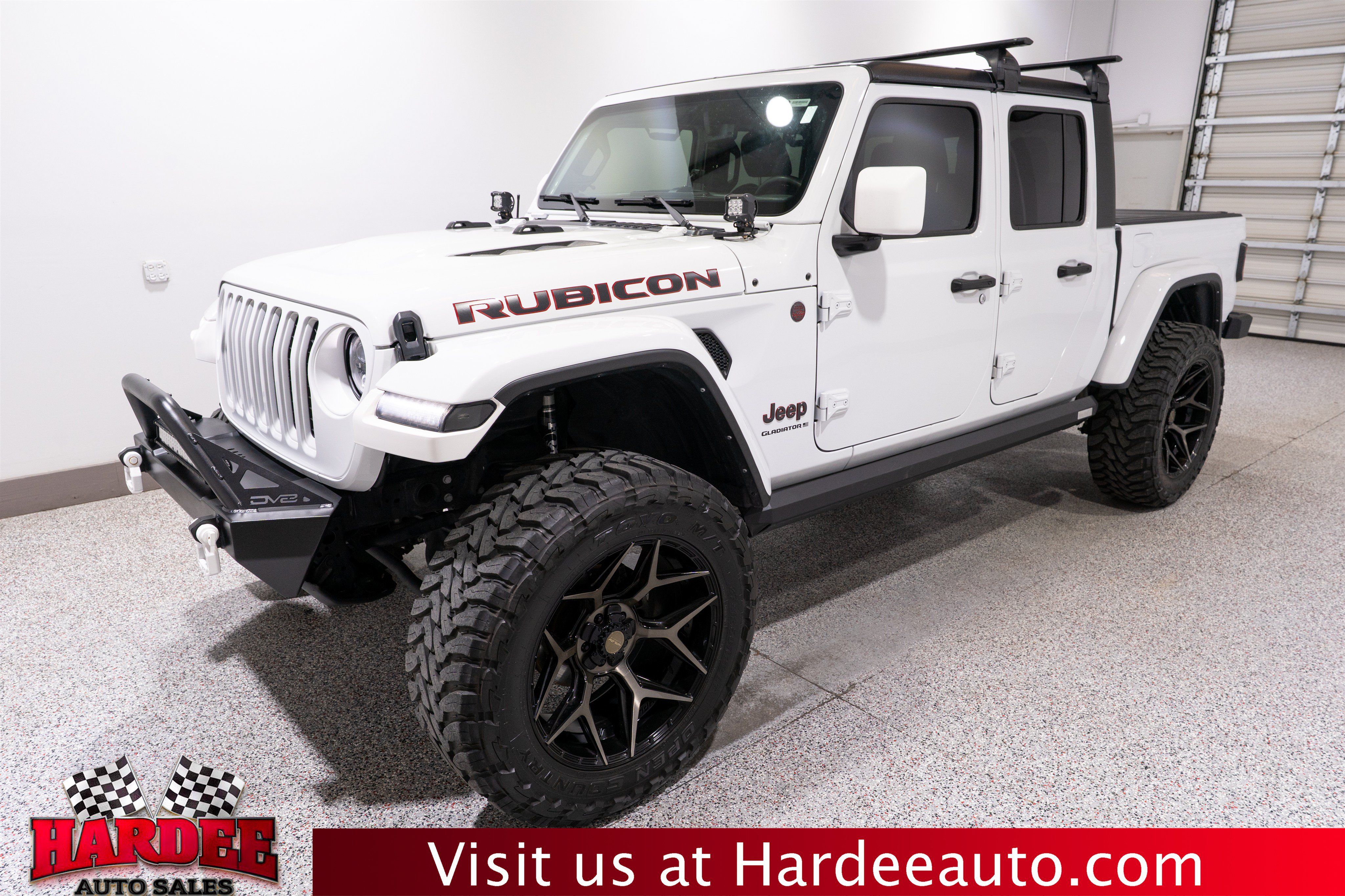 Used 2023 Jeep Gladiator Rubicon w/ Cold Weather Group AWD/4WD image 2