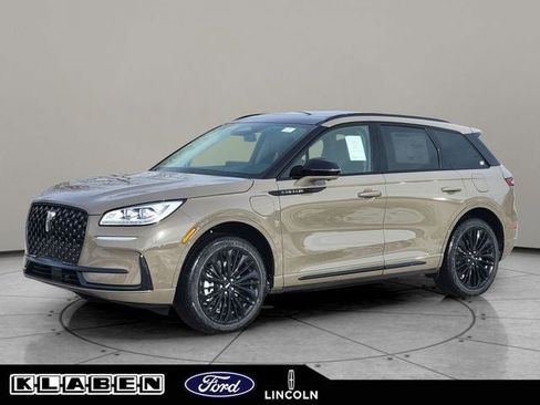 New 2026 Lincoln Corsair Grand Touring AWD/4WD image 1