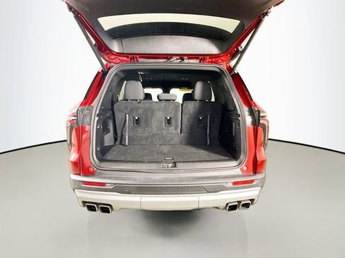 Used 2024 Chevrolet Traverse LT FWD image 29