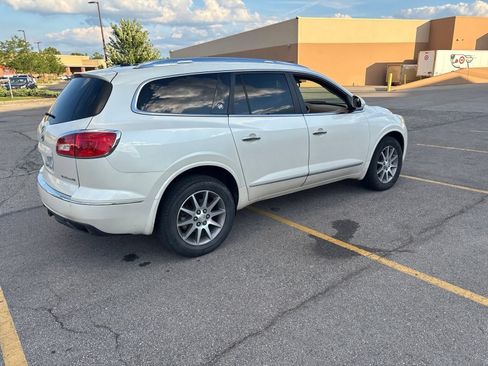 Used 2013 Buick Enclave Leather FWD image 18