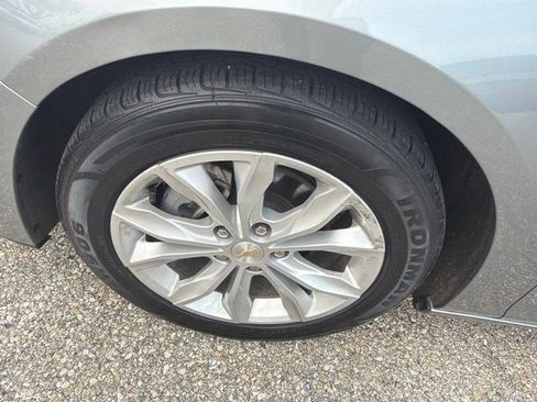 Used 2024 Chevrolet Malibu LT FWD image 10