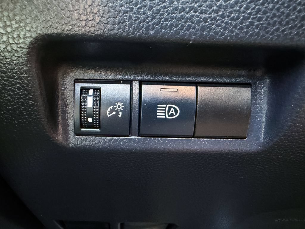 Used 2024 Toyota RAV4 Adventure AWD/4WD image 37