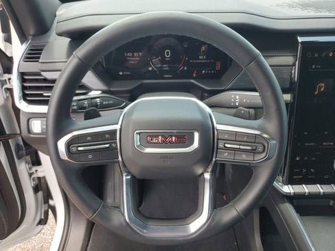 New 2026 GMC Acadia Elevation FWD image 21