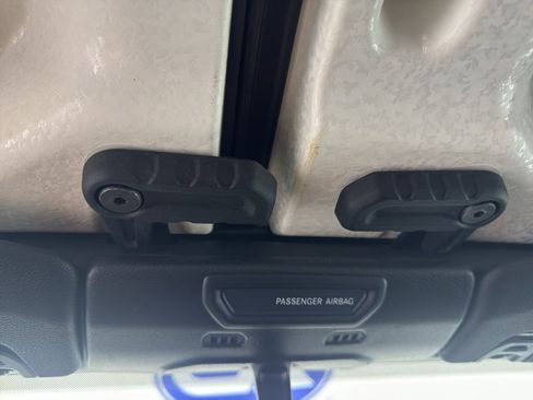 Used 2020 Jeep Gladiator Sport AWD/4WD image 29