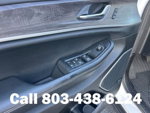 Used 2023 Jeep Grand Cherokee 4WD 4xe w/ Luxury Tech Group II image 8