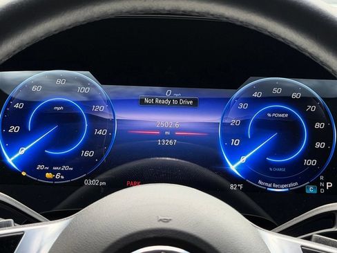 Used 2023 Mercedes-Benz EQE 500 4MATIC Sedan image 43