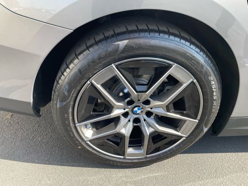 New 2026 BMW i5 eDrive40 image 23