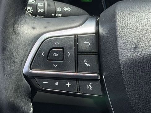 Used 2021 Toyota Highlander Platinum AWD/4WD image 14