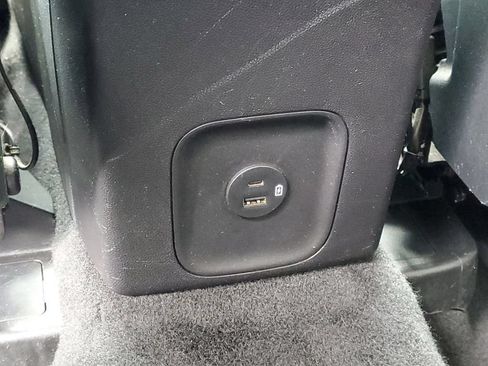 Certified 2022 Ford Escape SE w/ Cold Weather Package AWD/4WD image 14