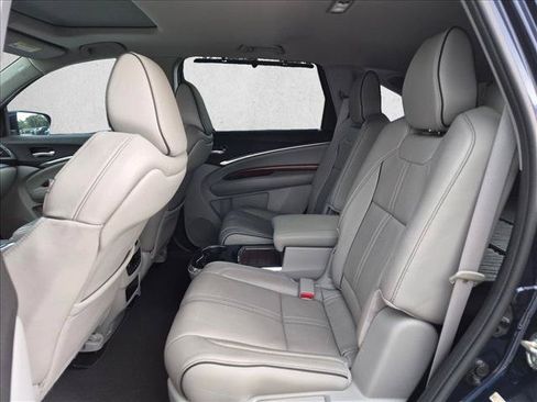 Used 2017 Acura MDX FWD w/ Advance Package image 17