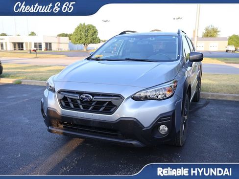 Used 2022 Subaru Crosstrek 2.5i Sport w/ Moonroof Package AWD/4WD image 10