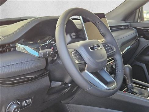 New 2026 Jeep Compass Latitude AWD/4WD image 3