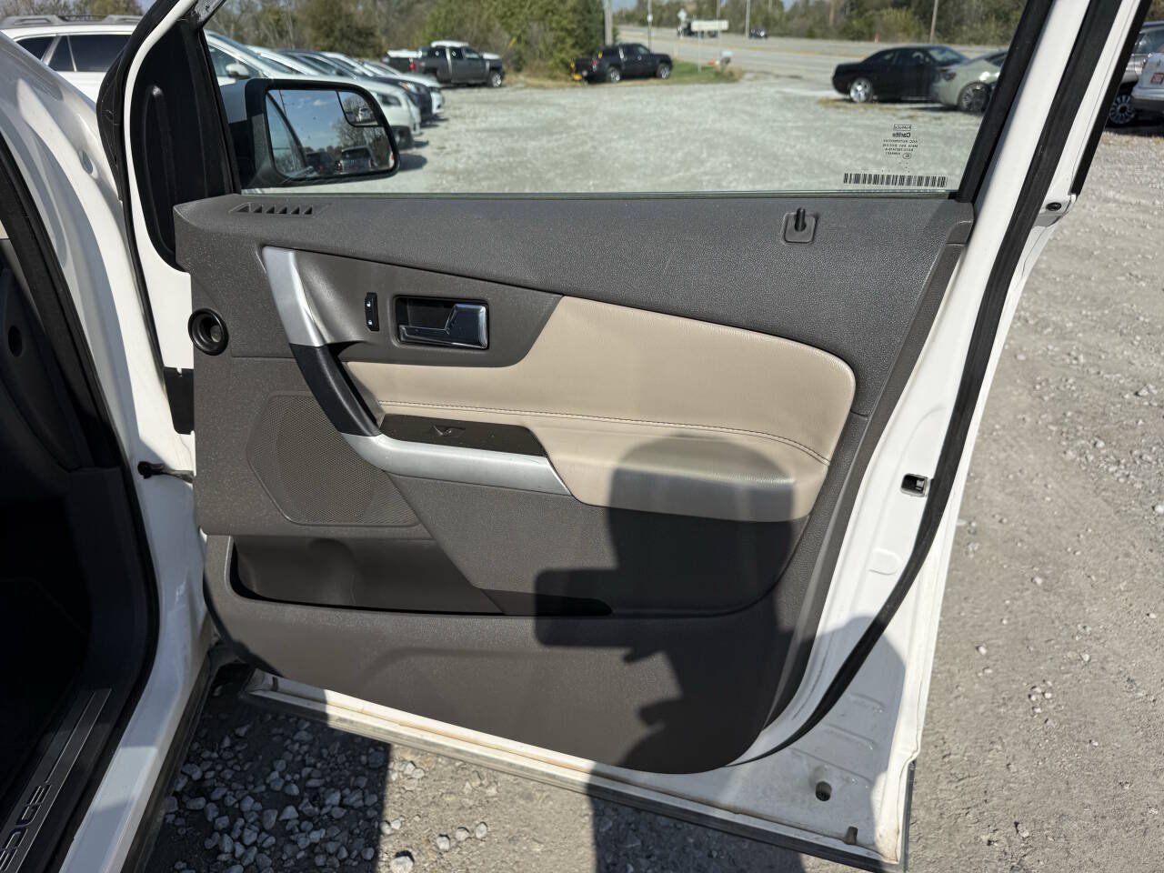 Used 2013 Ford Edge Limited FWD image 13