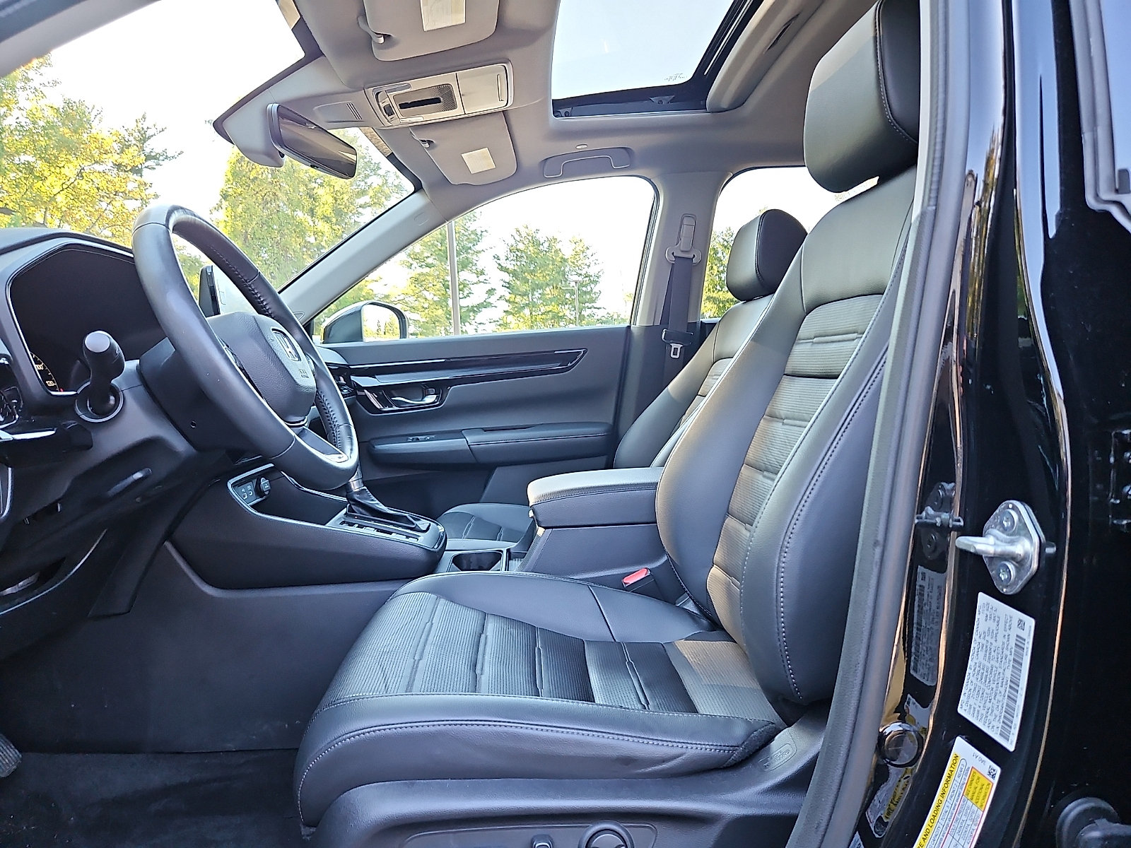 Used 2024 Honda CR-V EX-L image 13