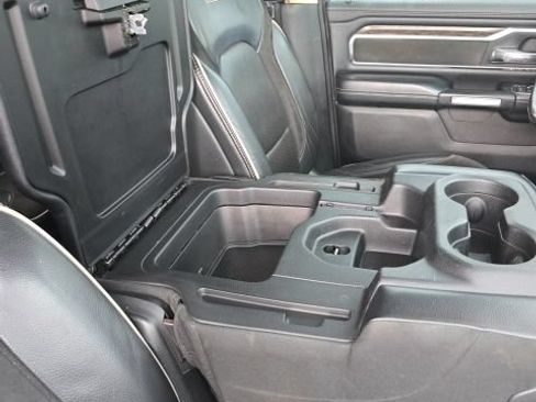 Used 2019 RAM 1500 Laramie w/ Off Road Group AWD/4WD image 33